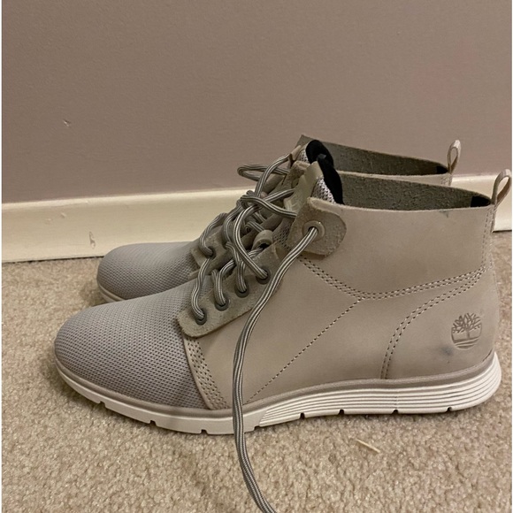 Women Timberlands - Picture 4 of 6